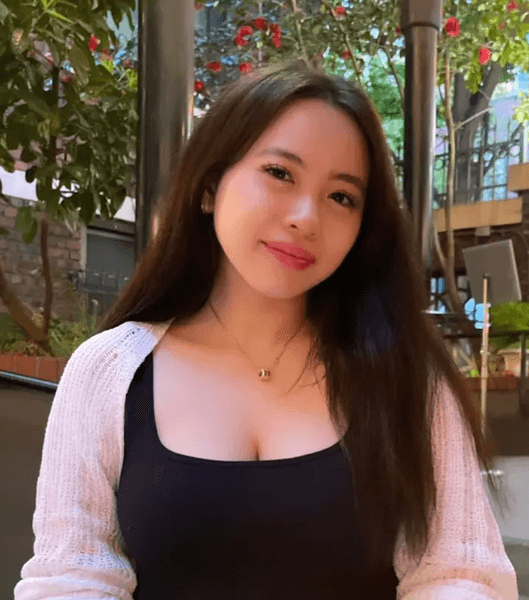 Студентка получила 107 ножевых ранений, отчим убил падчерицу, менял ножи, сделал паузу, напал на жену, защищала мать,