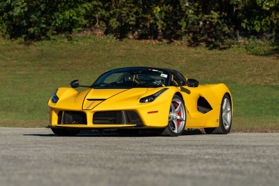 Ferrari LaFerrari Aperta