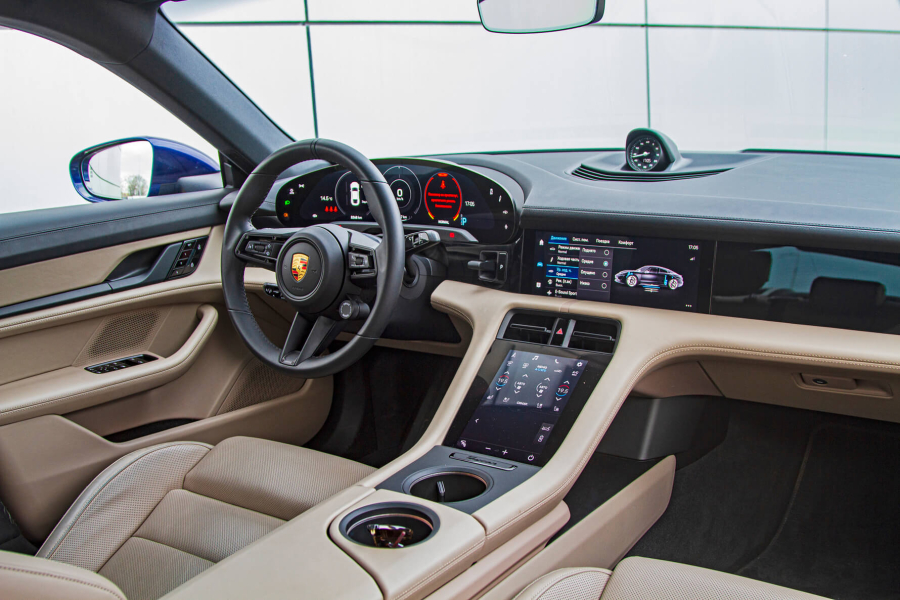 Porsche Taycan: характеристики, цены и тест-драйв электрокара