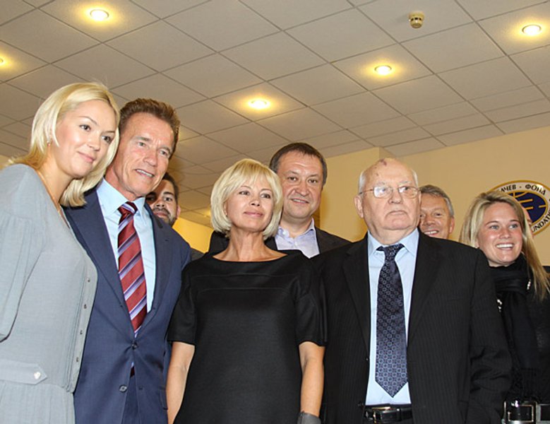 михаил горбачев, арнольд шварценеггер, горби, встреча горбачова и шварценеггера