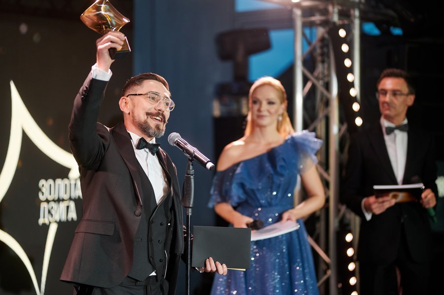 Юрій Кулініч, актор