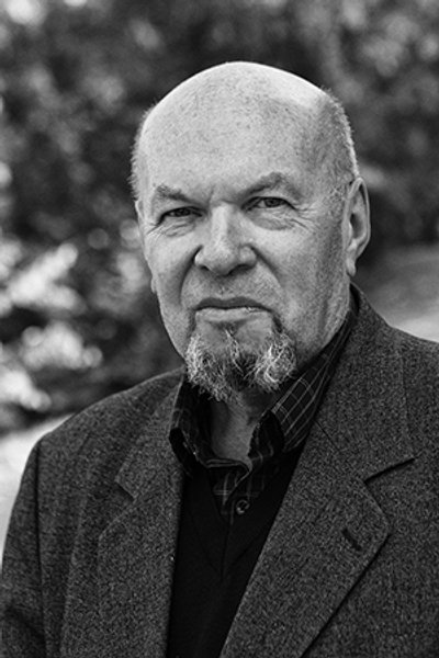 

Владимир Никитин: "Есть философское понятие "рефлексия" — остановка для выхода из ситуации и взгляда со стороны. Нельзя одновременно останавливаться и бежать"
