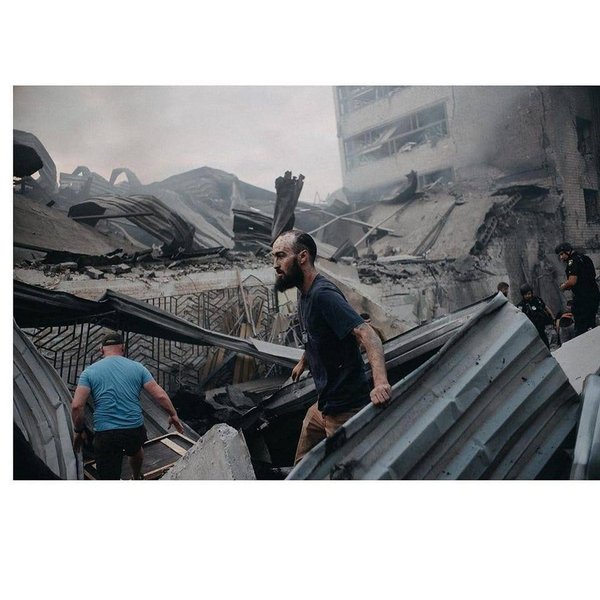 Пострадавшие волонтеры в больнице