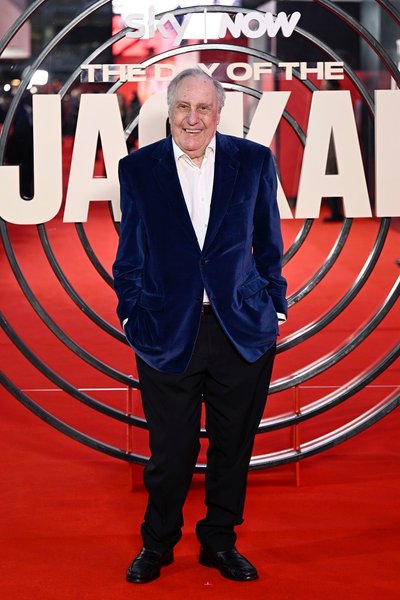 фредерік форсайт, письменник, день шакала