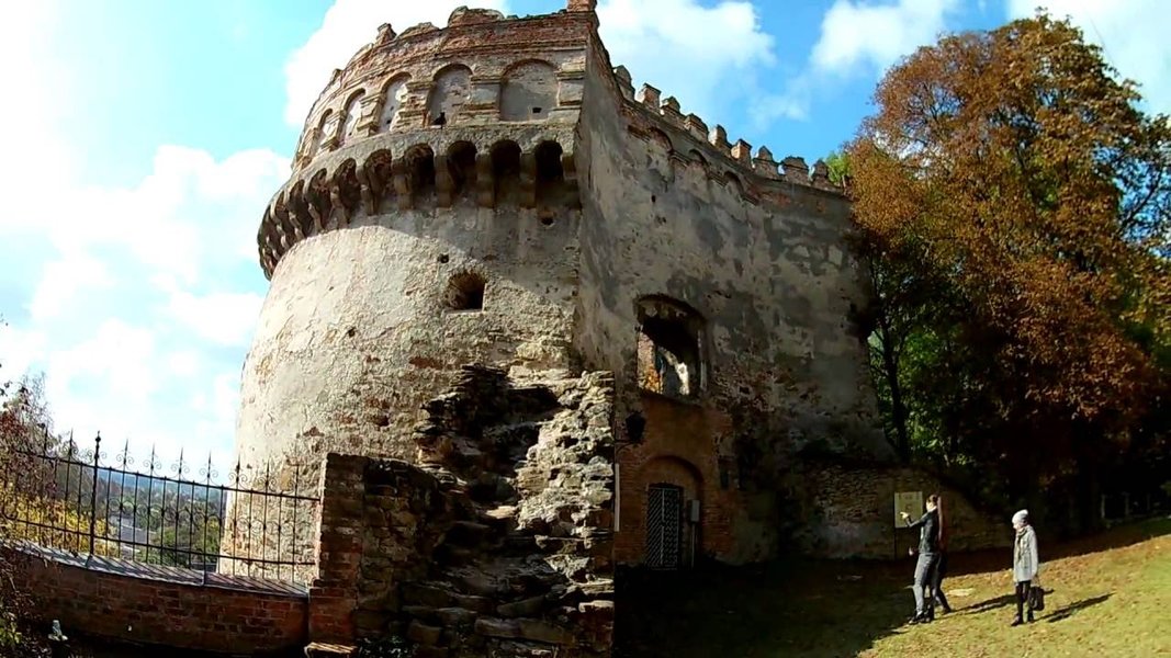 Острожский замок, памятник архитектуры, Большая реставрация