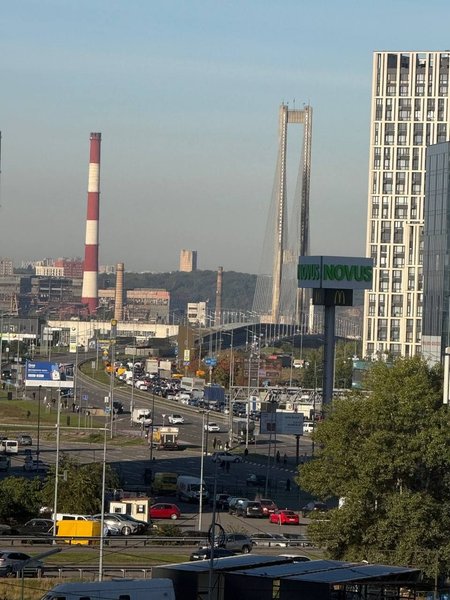 Південний міст перекрили повністю для транспорту