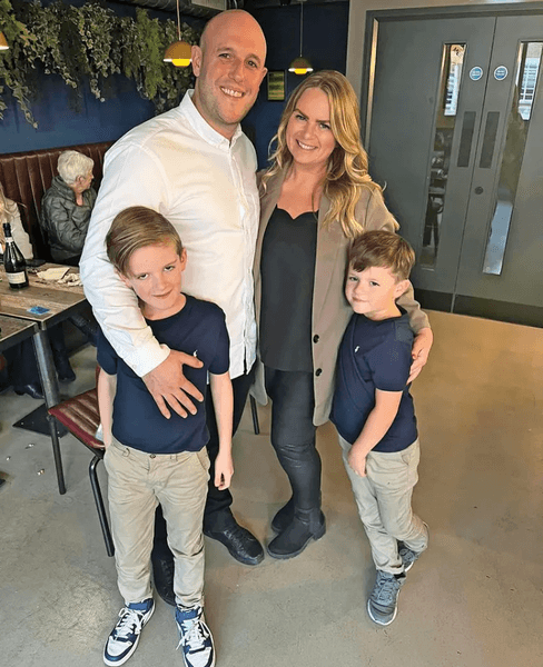 Жінка кинула пити і схудла, сім'я, мама двох дітей, почали випивати, переживала депресію і тривогу, набирала вагу, схудла, дієта, кинула пити