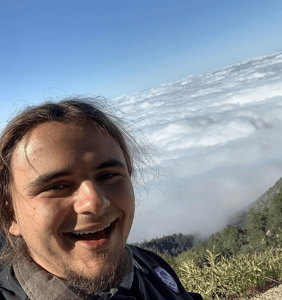 Принс Майкл Джексон, горы, тучи