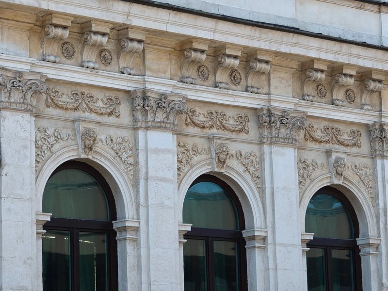 Фото на Motorola Signature