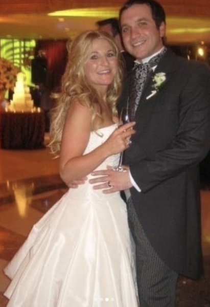 Британи Бътлър Дженингс и съпругът й Мат Британи Бътлър Дженингс