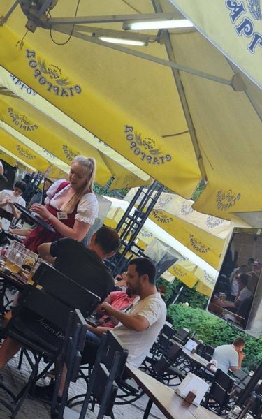 Анна Євсюкова, Куп'янськ, колаборантка, війна РФ проти України, Харківська область, офіціантка