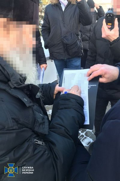 священик, сбу, києво-печерська лавра, підозра