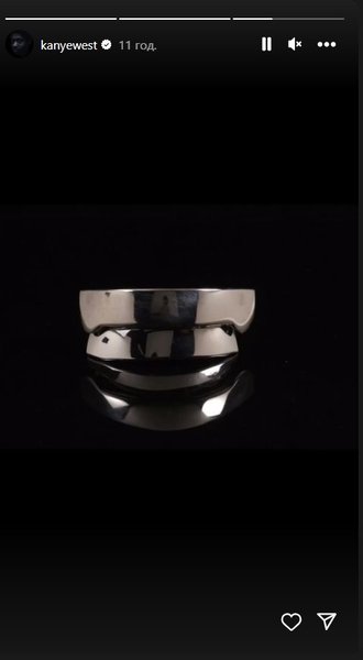 Канье Уэст, титановые зубы