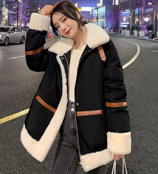 пуховик с овчиной, модный пуховик, тренды сезона, тренды зимы 2021, пуховик на зиму, модные тренды