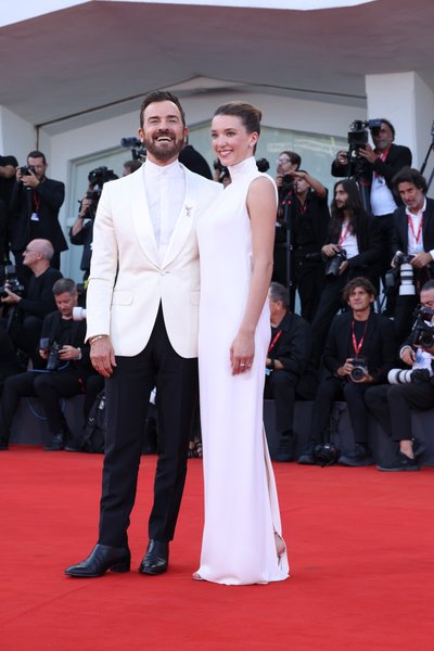 Джастин Теру и Николь Брайдон Блум