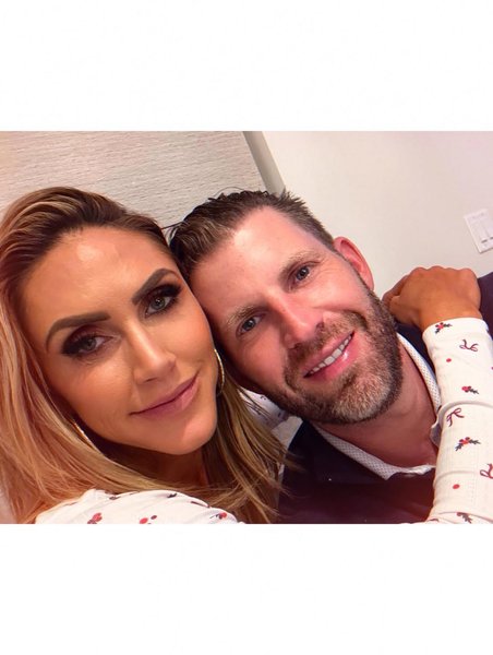 Лара Трамп брови