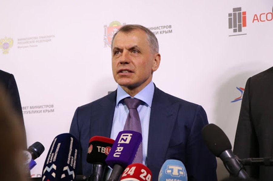 Владимир Константинов