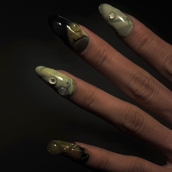 модный маникюр, зеленый маникюр, тренды маникюра, маникюр 2022