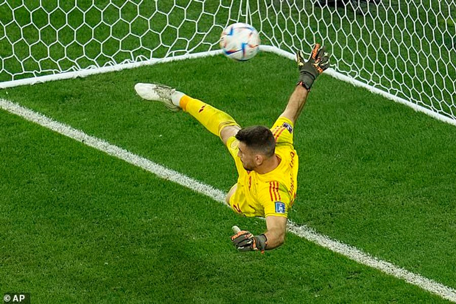 Унаи Симон пропускает