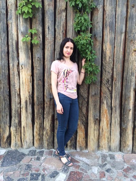 Анфиса Власова, беженцы из Украины в Великобритании, переселенцы в Британии, украинцы в Великобритании, украинцы в Британии, беженцы из Украины, украинцы за рубежом,