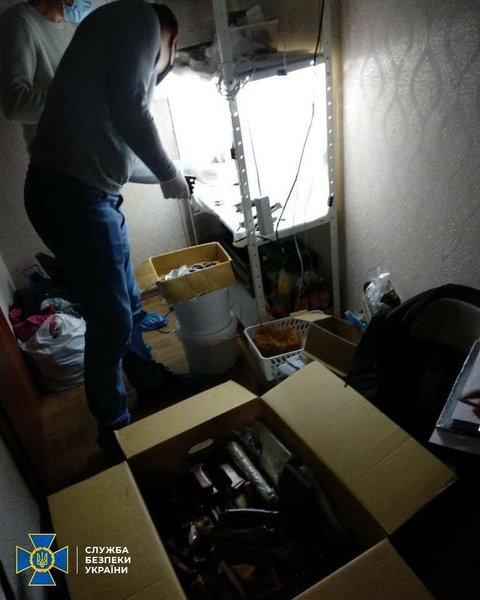 сбу, зброя, контрабанда