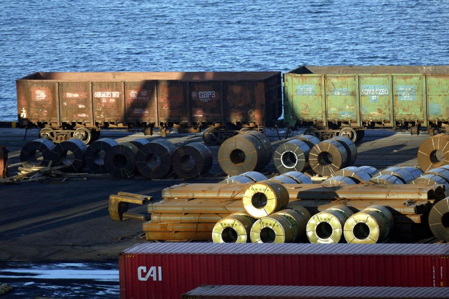 Одесса, одесский порт, грузы в порту, логистика, блокада морских портов