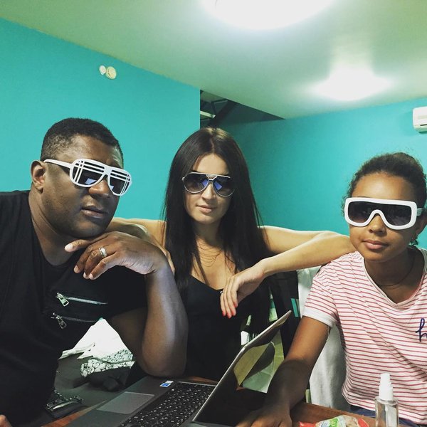 пьер нарцисс, шоколадный заяц, жена, дочь