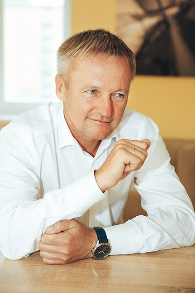 

Юрий Никитин: "Украинские активы интересуют преимущественно портфельных инвесторов среднего размера. Они куда более осторожны и не хотят вкладываться в рисковые активы. Потому мы сейчас и занимаемся продажей "дырок от бубликов" наподобие блокпакетов облэнерго"
