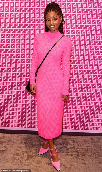 Холли Бэйли, русалочка, Ариэль