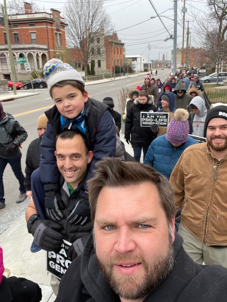 Джей Ді Венс, Джеймс Девід Венс