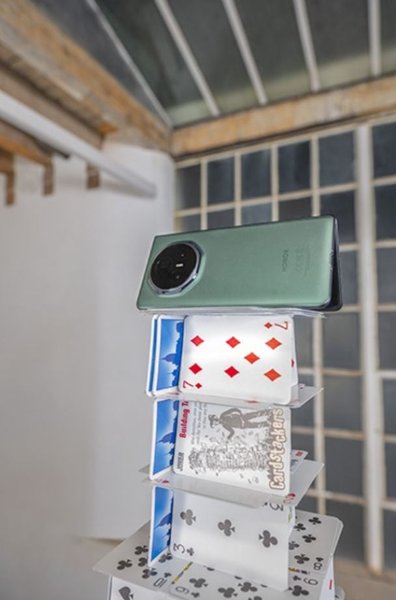 Найвищий у світі картковий будинок, досягнення, титул, рекорди, цікаві факти, Браян Берг, архітектура