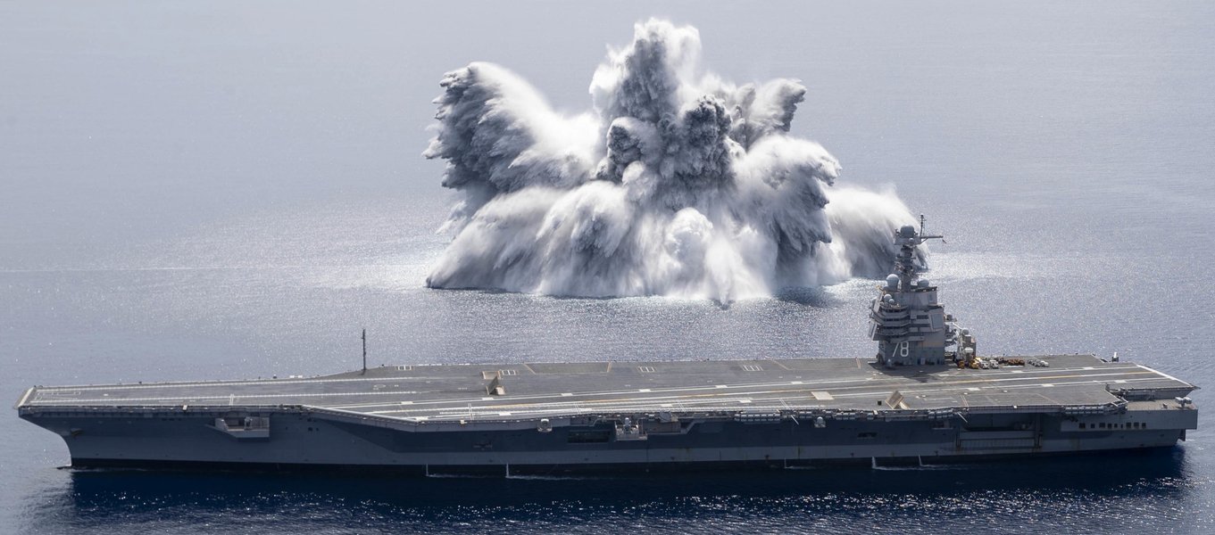Ударні випробування біля авіаносця USS Gerald Ford в Атлантичному океані, червень 2021 року