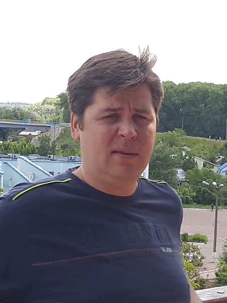 

Алексей Заводюк: "Украина пытается реализовать модель созидания, создает для этого условия. Донбасс и Россия — практически близнецы, потому что там предпочитают модель потребления"
