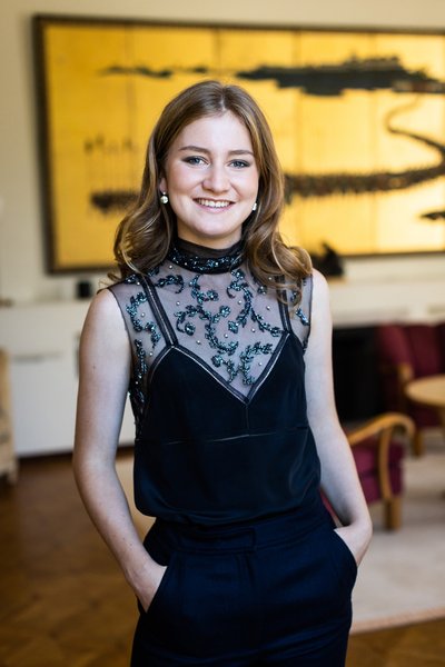 Принцеса Бельгії Єлизавета, офіційний портрет, день народження