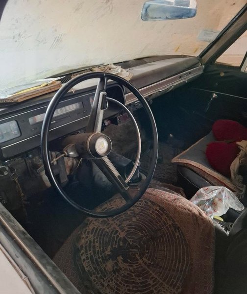 салон Toyota Crown
