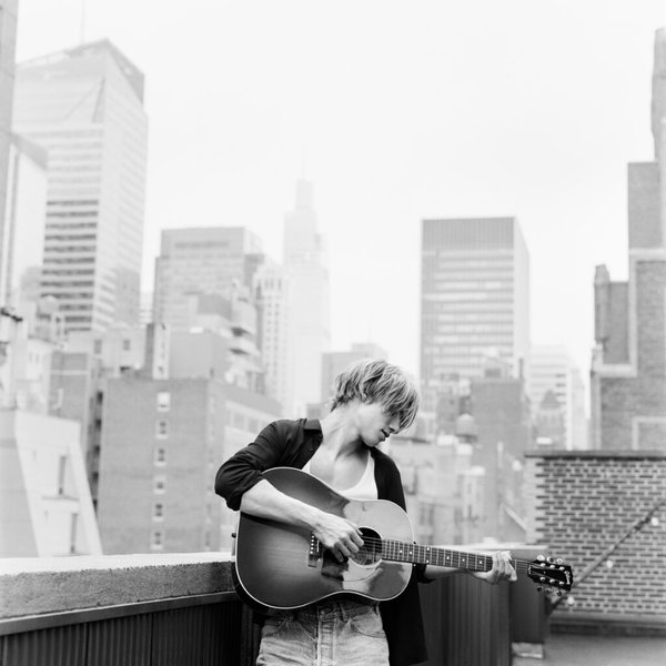 левон хоук, сын умы турман