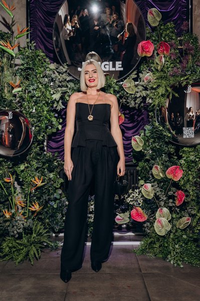 Таня Карикова