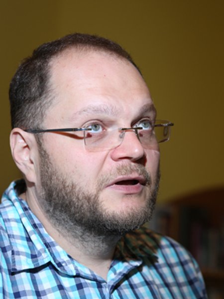 

Владимир Бородянский: "Слово "развлечение" упростили. Но ведь развлечением может быть и просмотр драматического фильма, и чтение новостей, и визит в филармонию или галерею, и книга, и игра с ребенком"
