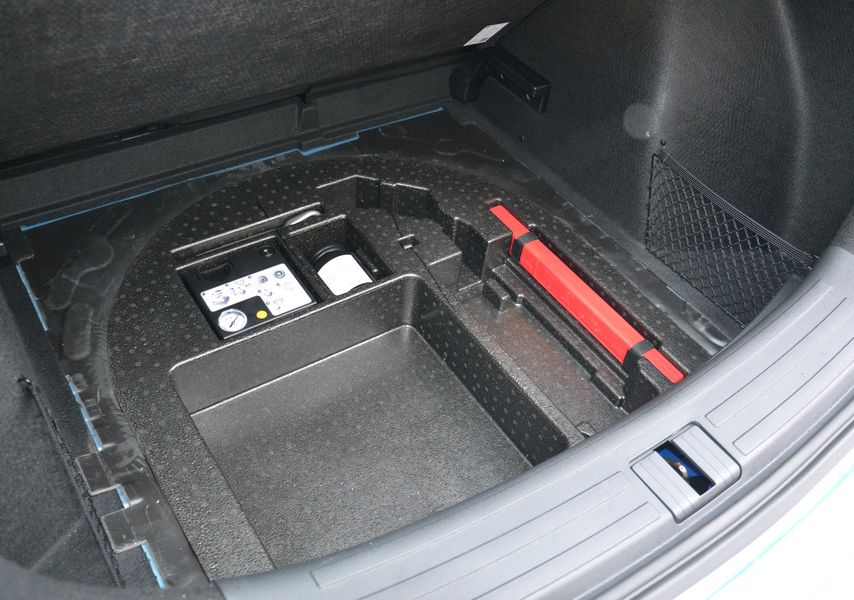 MG ZS EV 2024, MG ZS EV, новий MG ZS, кросовер MG, кросовер MG, електромобіль MG