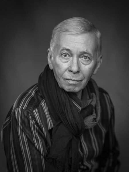 Актер Александр Жданов