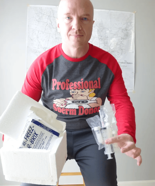 Чоловік став донором для 180 жінок, Самотній Джо, батько 180 дітей, став батьком 180 дітей, платить аліменти, донор