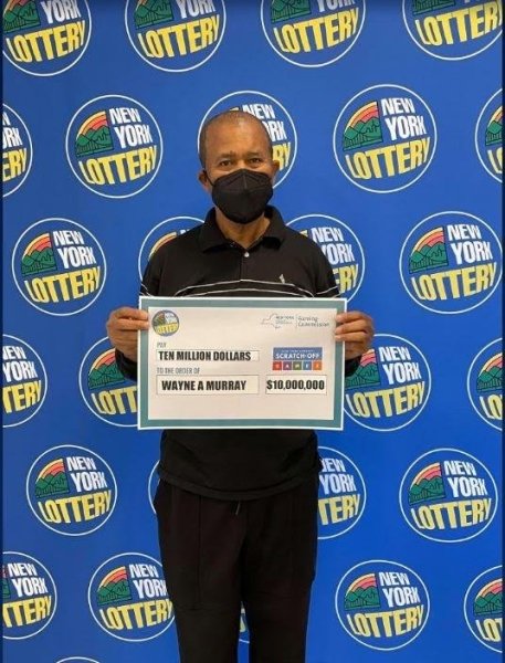 победител от лотарията Уейн Мъри