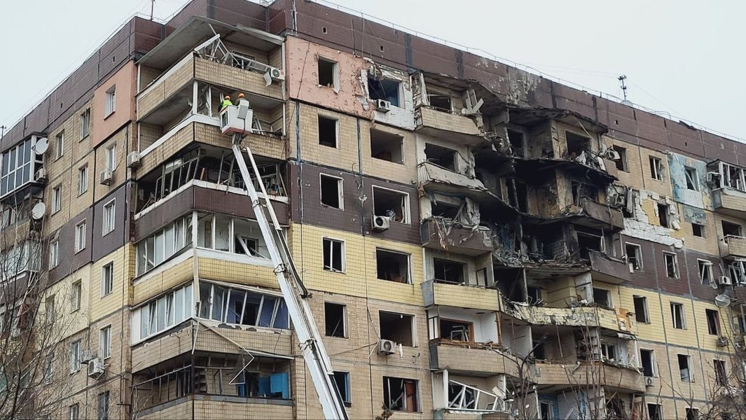 Последствия ракетного удара по Кривому Рогу