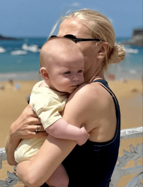 Жена Марка Фейгина с дочерью