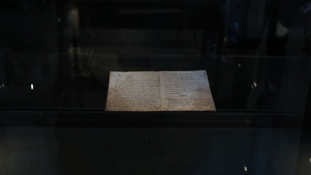 В Киев прибыл оригинал Конституции Пилипа Орлика
