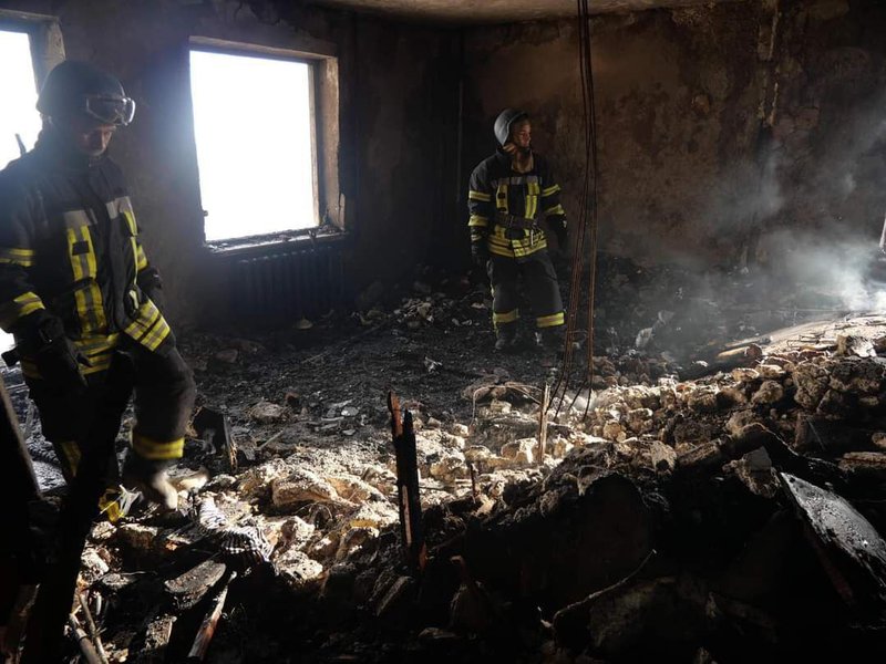 запородье, прилет, попадание, ракета, спасатели, завалы, жертвы, пострадавшие