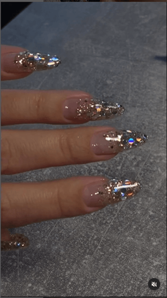 Яркое новогоднее конфетти