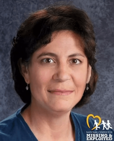 Пропавшая 39 лет назад девочка, мама пропавшей девочки, семья, мать и дочь, пропал ребенок, поиск ребенка, девочка пропала 39 лет назад