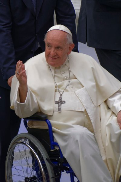 папа Римський Франциск, католики в Україні, папа Римський в Україні, коли папа римський приїде в Україну, коли папа Римський приїде до Москви, папа Римський та патріарх Кирило, католики та православні, папа Римський про війну в Україні, що папа Римський говорить про війну в Україні, папа Римський про смерть Дар'ї Дугіної, папа Римський про війну на Донбасі,