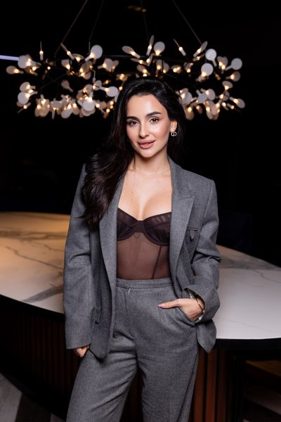 Анна Трінчер